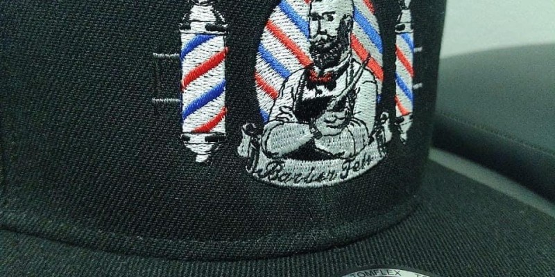 Boné personalizado com logo frontal