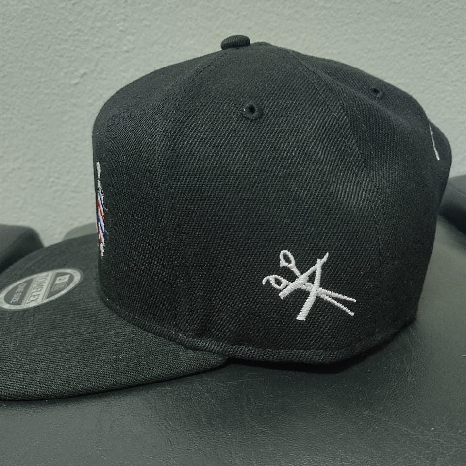Boné personalizado com logo frontal