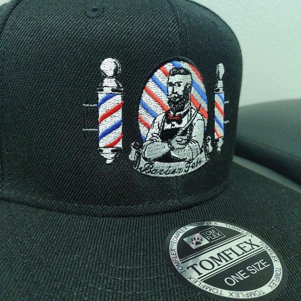 Boné personalizado com logo frontal Boné personalizado com logo frontal