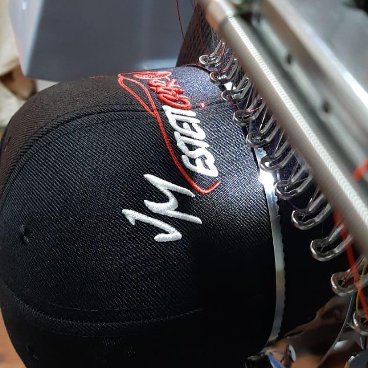 Bonés personalizados em 3D! 