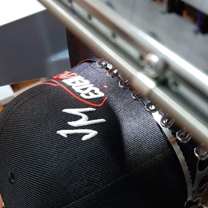 Bonés personalizados em 3D! 