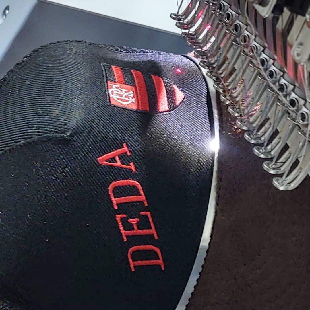 Já pensou em fazer um boné com nome Personalizado?...