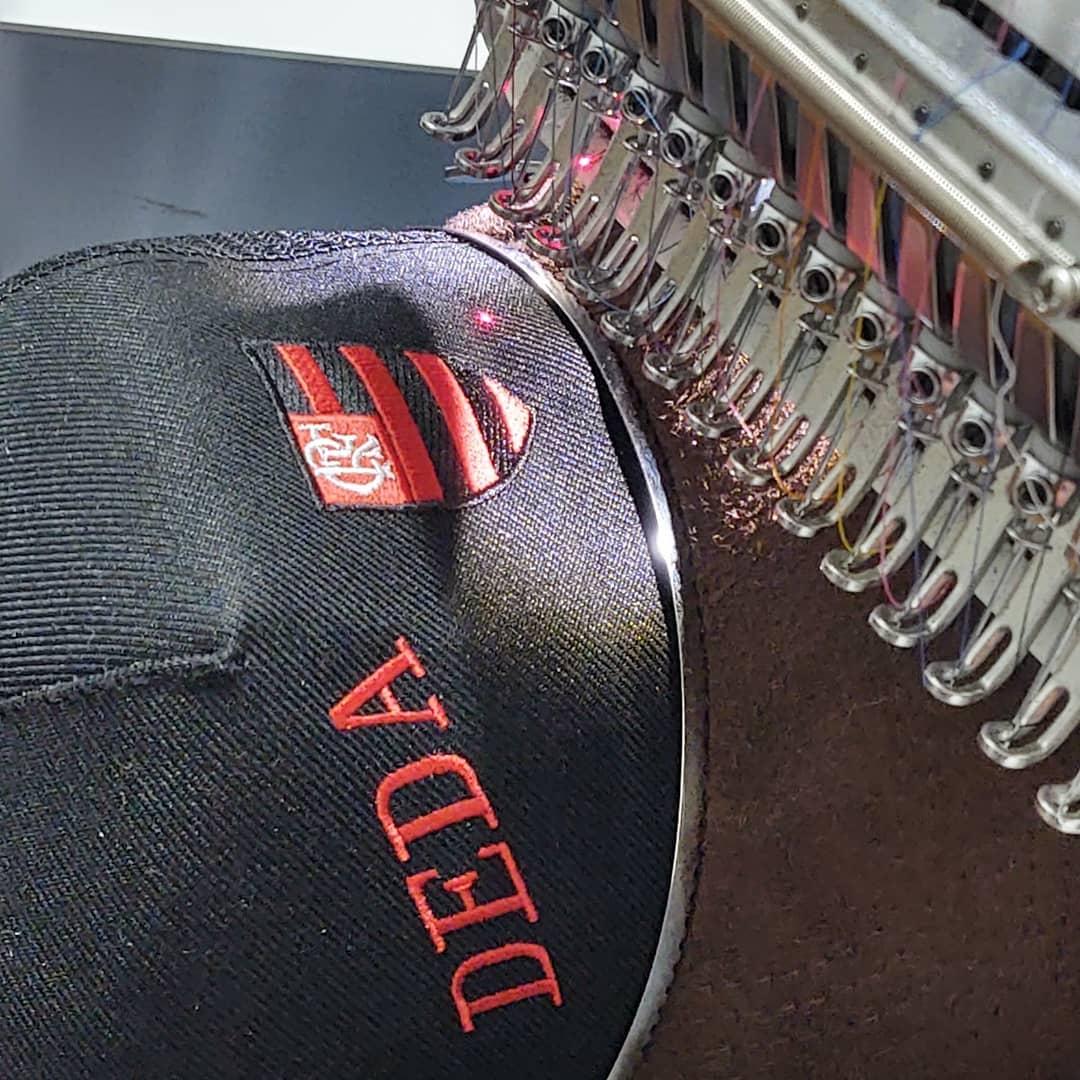 Já pensou em fazer um boné com nome Personalizado?...