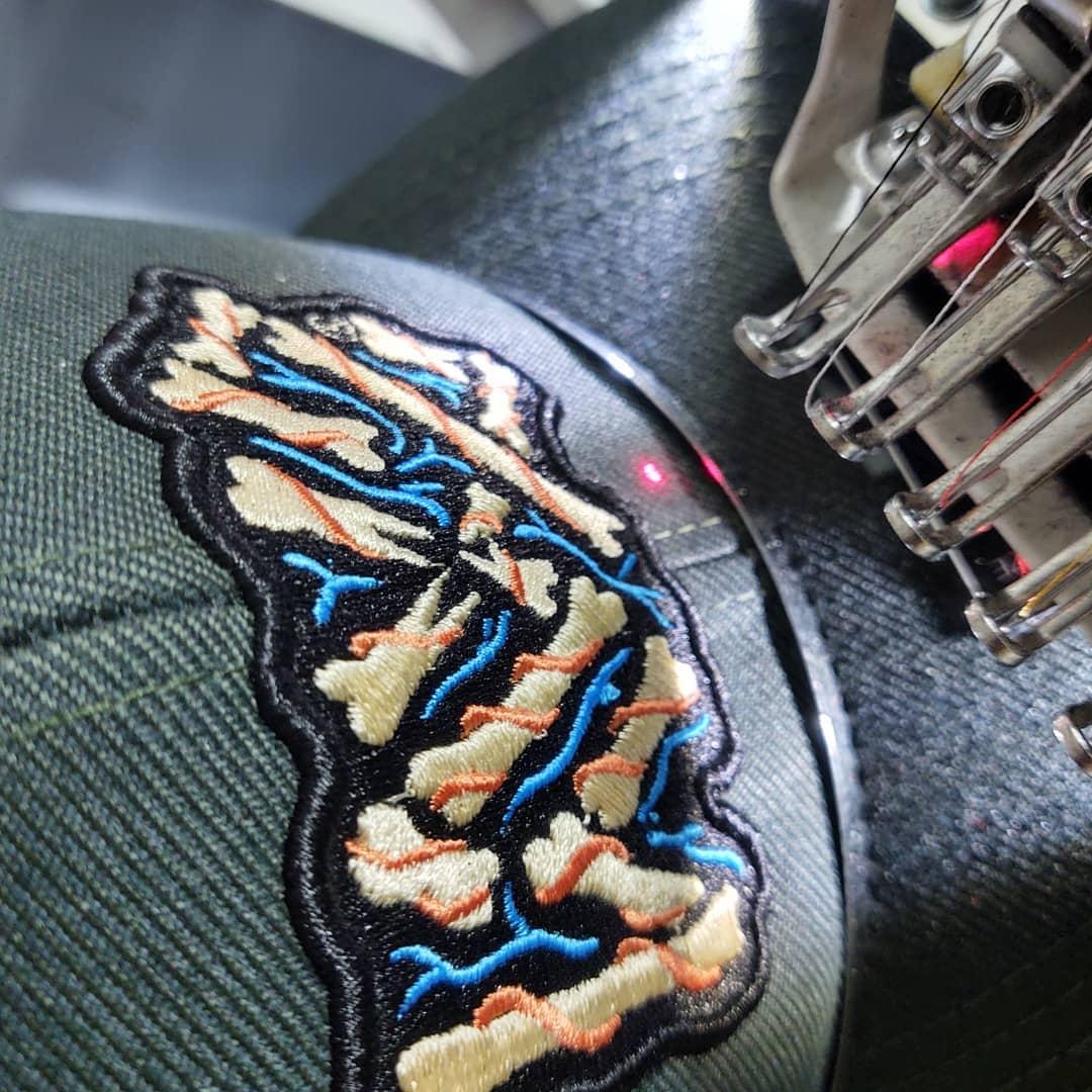 Veja como e feito um Bordado em 3D